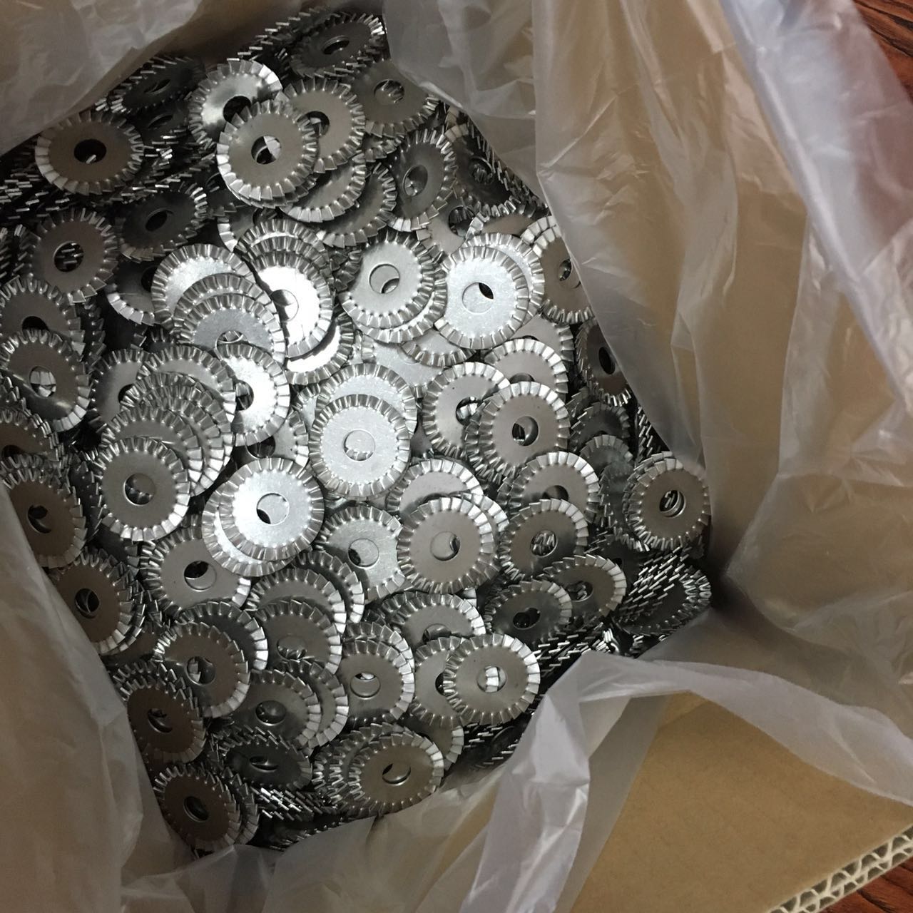 Stainless Steel Customized External Teeth Star Washer Lock Washer